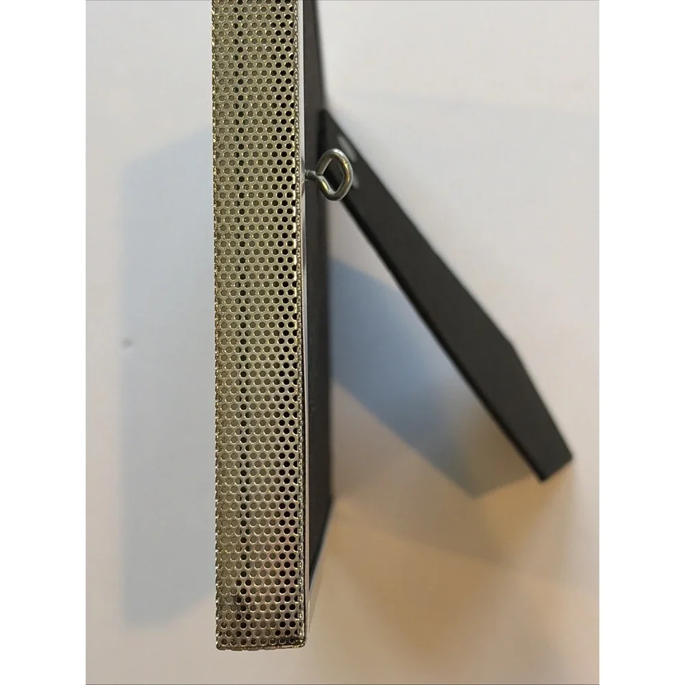 Silver Tone Metal‎ Perforated Mesh Picture Frame 4x6 Photo 7x9 Wall Desk